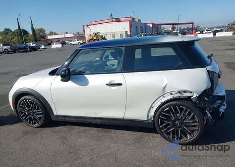 2025 Mini Hardtop Cooper from USA, damaged, VIN WMW13GD00S2W45606